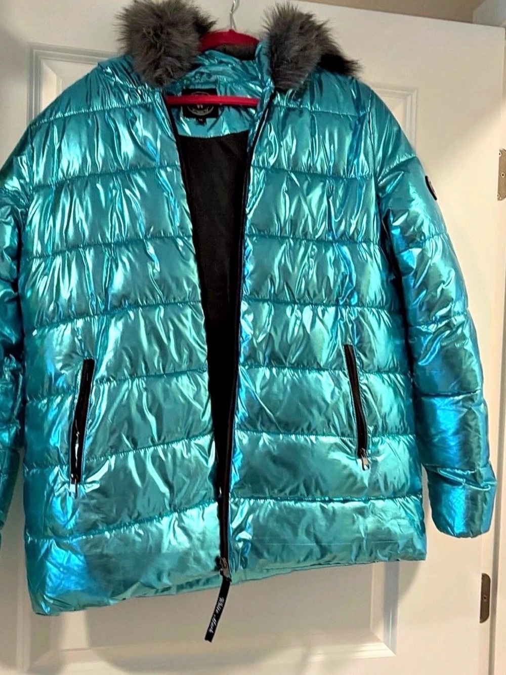 White Mountain (XL) Metallic Turquoise Hooded Puffer Jacket